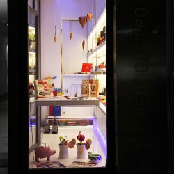 Trenotheatro Gift Store